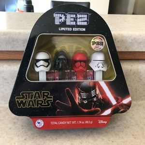 ⭐️ Limited Edition Rise of Skywalker PEZ set!